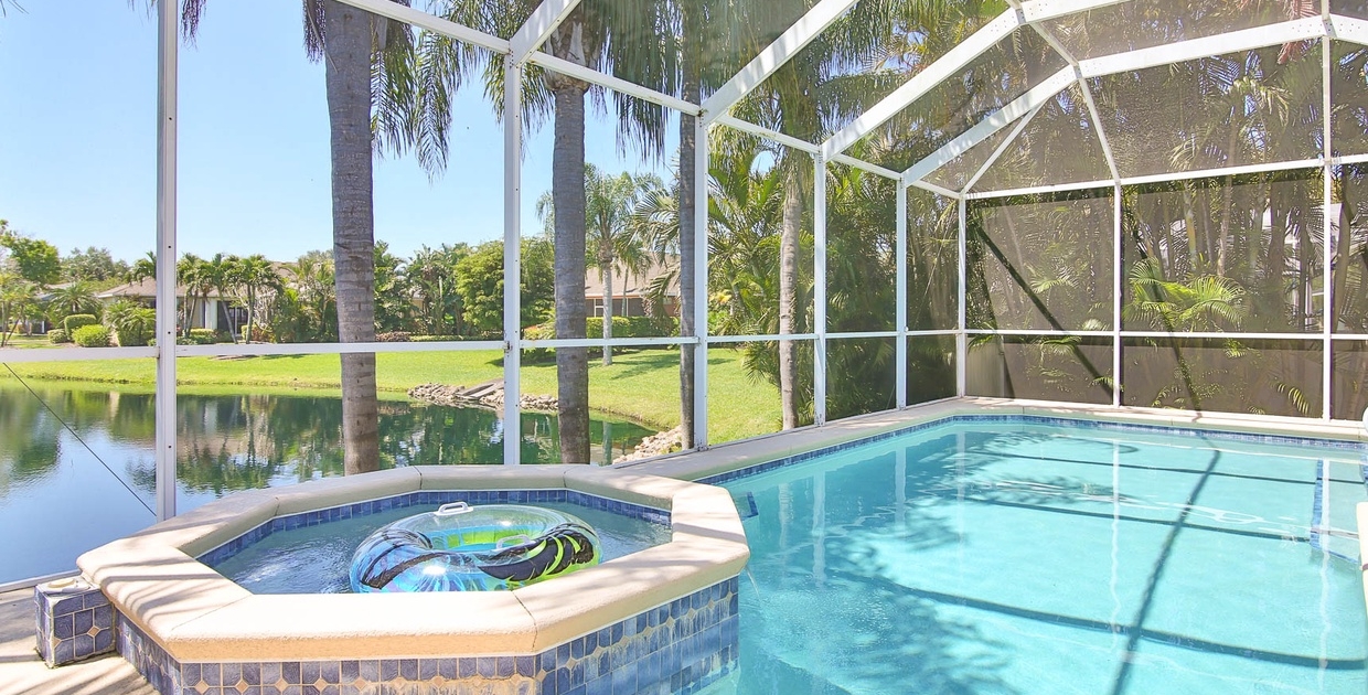 Lakeview vacation rental at Island Dreams Realty